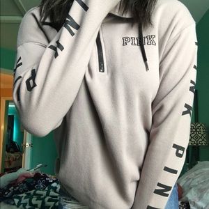 Long sleeve pullover